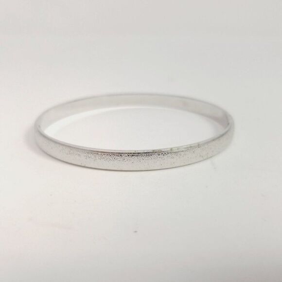 Vintage Crown Trifair Silver Tone Bangle Bracelet, Skinny Stacking, Retro Estate - Picture 1 of 8